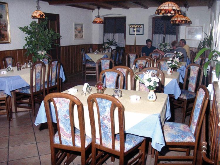 Hotel Drei Koenige Neckarbischofsheim Exterior foto